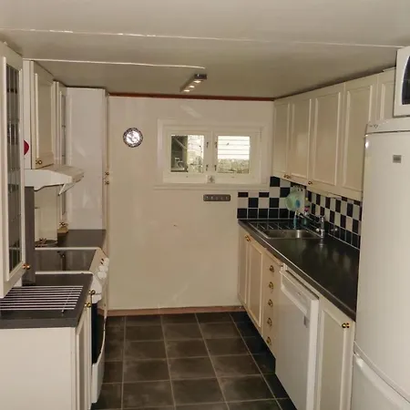 Holiday home 2 Bedroom Awesome In Torvikbygd